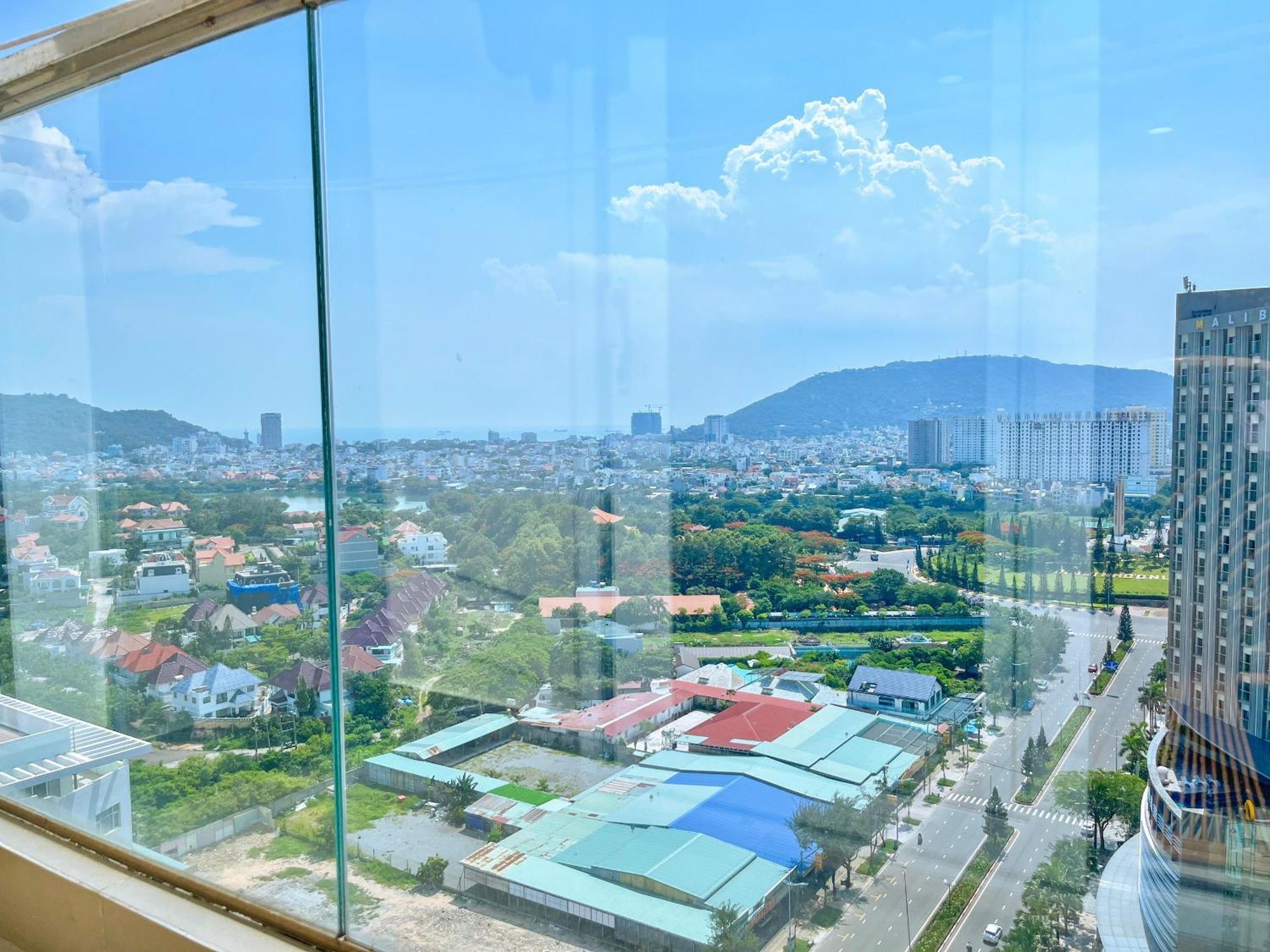Mermaid Seaview Vung Tau - Khang Apartment 1 Exteriör bild